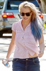 BRITNEY SPEARS Out and About in Westlake Village 10/07/2015