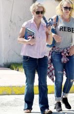 BRITNEY SPEARS Out and About in Westlake Village 10/07/2015