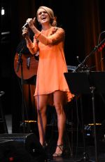CARRIE UNDERWOOD at Country Music Hall of Fame & Museum: All for the Hall New York 10/06/2015