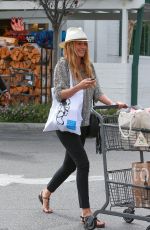 CAT DEELEY Shopping at Bristol Farms in Los Angeles 10/04/2015