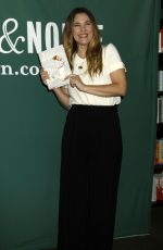 DREW BARRYMOORE at Wildflower Book Signing at Barnes & Noble in New York 10/27/2015