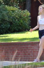 ELLE FANNING Leaves a Gym after Workout in Los Angeles 10/07/2015