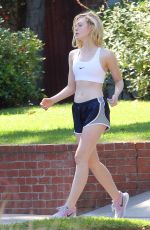 ELLE FANNING Leaves a Gym after Workout in Los Angeles 10/07/2015