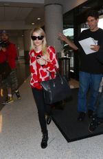 EMMA ROBERTS Arrives at Los Angeles Internatiobal Airport 10/19/2015