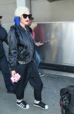 GWEN STEFANI Arrives at Los Angeles International Airport 10/18/2015