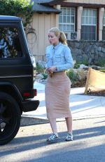 IGGY AZALEA Leaves a Friend in Los Angeles 10/10/2015