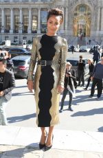 JADA PINKETT SMITH Arrives at Guy Laroche Fashion Show in Paris 09/30/2015