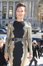 JADA PINKETT SMITH Arrives at Guy Laroche Fashion Show in Paris 09/30/2015