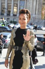 JADA PINKETT SMITH Arrives at Guy Laroche Fashion Show in Paris 09/30/2015