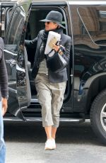 JENNIFER ANISTON Arrives at Her Hotel in New York 10/09/2015