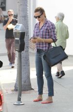 JENNIFER GARNER at a Nail Salon in Los Angeles 10/17/2015