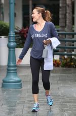JENNIFER GARNER Leaves a Gym in Brentwood 10/15/2015