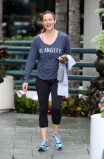 JENNIFER GARNER Leaves a Gym in Brentwood 10/15/2015
