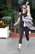 JENNIFER GARNER Leaves a Gym in Brentwood 10/28/2015