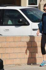 JENNIFER GARNER Out and About in Los Angeles 10/22/2015