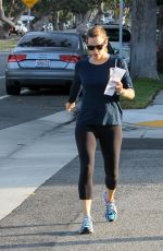 JENNIFER GARNER Out and About in Los Angeles 10/22/2015
