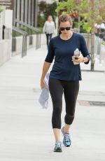 JENNIFER GARNER Out and About in Los Angeles 10/22/2015