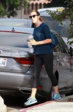 JENNIFER GARNER Out and About in Los Angeles 10/22/2015