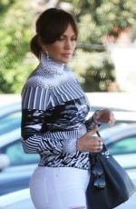JENNIFER LOPEZ Out and About in Las Vegas 10/06/2015