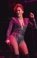 JENNIFER LOPEZ Performs at Mega 97.9 Megaton Concert in New York 10/28/2015