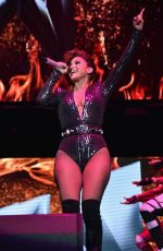 JENNIFER LOPEZ Performs at Mega 97.9 Megaton Concert in New York 10/28/2015