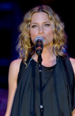 JENNIFER NETTLES Performs at CAA Party on Day 2 10/12/2015
