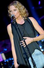 JENNIFER NETTLES Performs at CAA Party on Day 2 10/12/2015