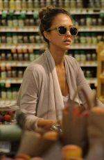 JESSICA ALBA Shopping in Los Angeles 10/10/2015