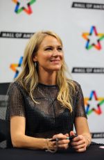 JEWEL KILCHER Performs at Mall of America in Bloomington 10/05/2015