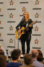 JEWEL KILCHER Performs at Mall of America in Bloomington 10/05/2015