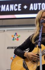 JEWEL KILCHER Performs at Mall of America in Bloomington 10/05/2015