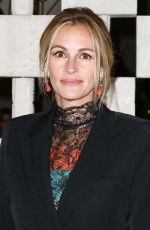 JULIA ROBERTS at 13th Annual Gala in the Garden at the Hammer Museum in Los Angeles 10/10/2015