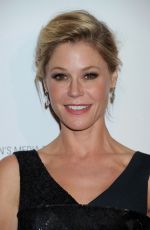 JULIE BOWEN at International Womens Media Foundation Courage in Journalism Awards in New York 10/27/2015