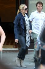 KATE WINSLET Heading to JFK Airport in New York 10/08/2015