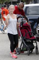 KENDRA WILKINSON Out and About in Calabasas 10/18/2015