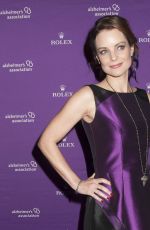 KIMBERLY WILLIAMS -PAISLEY at Alzheimer
