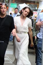 KRISTEN STEWART Out Shopping in New York 10/09/2015