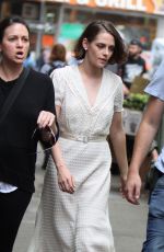 KRISTEN STEWART Out Shopping in New York 10/09/2015