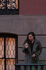 LIV TYLER Prepares Her House in New York for Halloween 10/15/2015