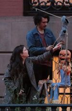 LIV TYLER Prepares Her House in New York for Halloween 10/15/2015