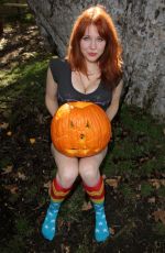 MAITLAND WARD Carving Her Halloween Jack-O-Lantern in Beverly Hills 10/26/2015