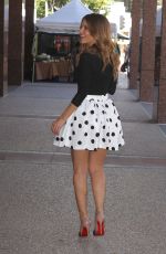 MARIA MENOUNOS Taking a Break on the Set of E! News in Los Angeles 10/07/2015