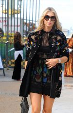 MARIA SHARAPOVA Out and About in Paris 10/08/2015
