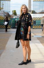 MARIA SHARAPOVA Out and About in Paris 10/08/2015