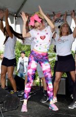 MILEY CYRUS at at 2015 L.A. County Walk To Defeat ALS