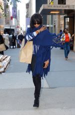 NAOMI CAMPBELL Leaves Burberry Store at 5th Ave in Manhattan 10/15/2015