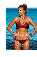 NATASHA OAKLEY in Cosmopolitan Magazine, Australia November 2015 Issue