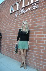 NICKY HILTON Out and About in Beverly Hills 10/22/2015