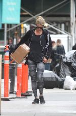 NICKY HILTON Returns to Her Home from the Gym 10/07/2015