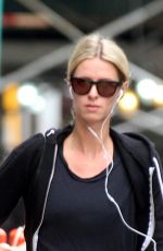 NICKY HILTON Returns to Her Home from the Gym 10/07/2015
